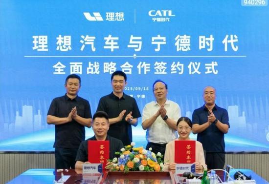车企正想摆脱宁德时代，赔车都比用他们电池划算? 成本压力下的变局