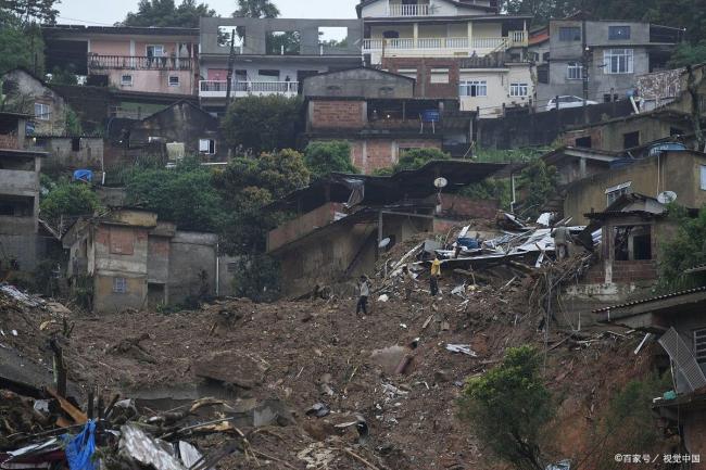 四川、宁夏两地发生地震 居民被晃醒引发关注