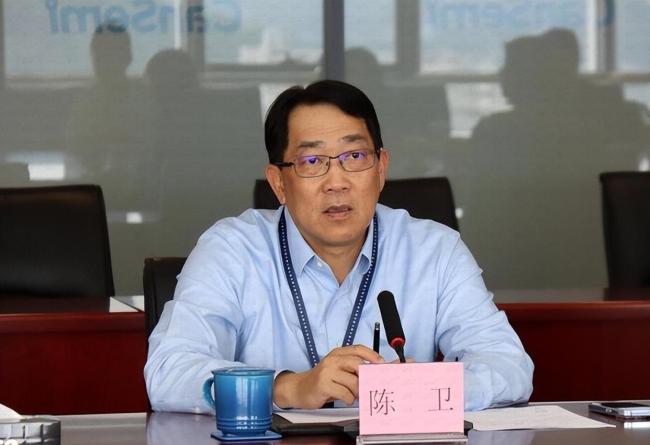 两个潮汕人干出1100亿芯片王国 从荒地到医院级洁净厂房的奇迹