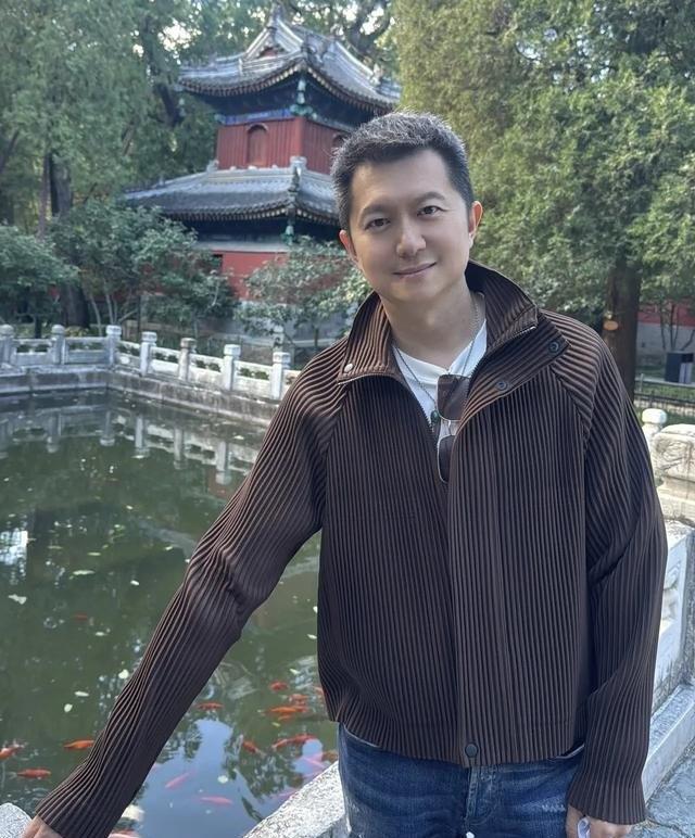 长大了也逃不过红果果绿泡泡 荧幕美好成现实