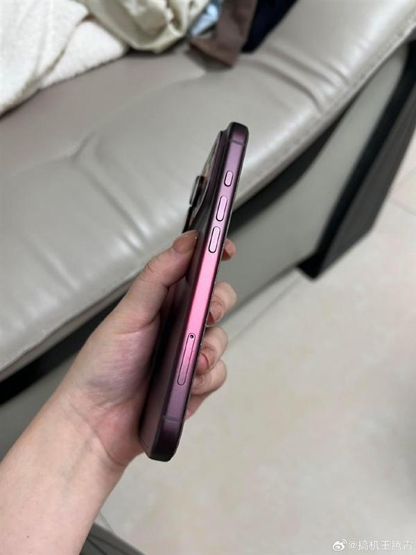 iPhone新机酒红色被曝褪色