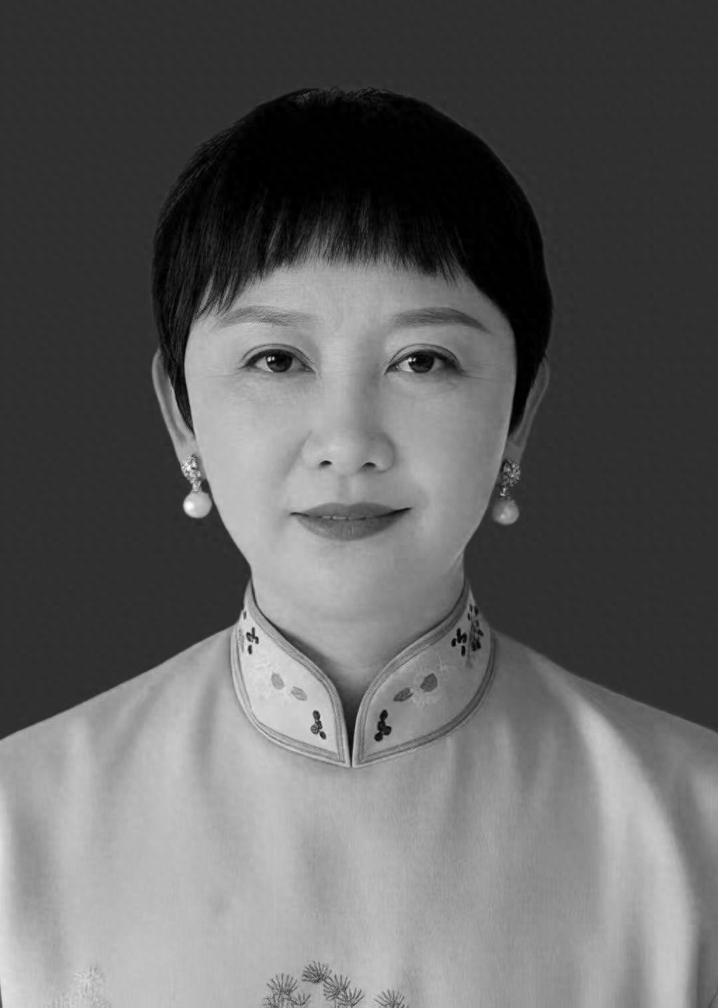 博主“能能妈妈”在昆明离世,终年57岁,生前与渐冻症抗争12年,因照顾她入选“中国好人”的儿子发声