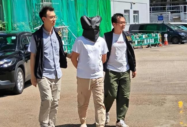 香港警方拘捕两人并找回部分赃物 30公斤黄金惊险追回