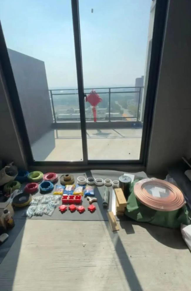 业主在胖东来购买空调施工十分标准化 服务透明度高引发期待