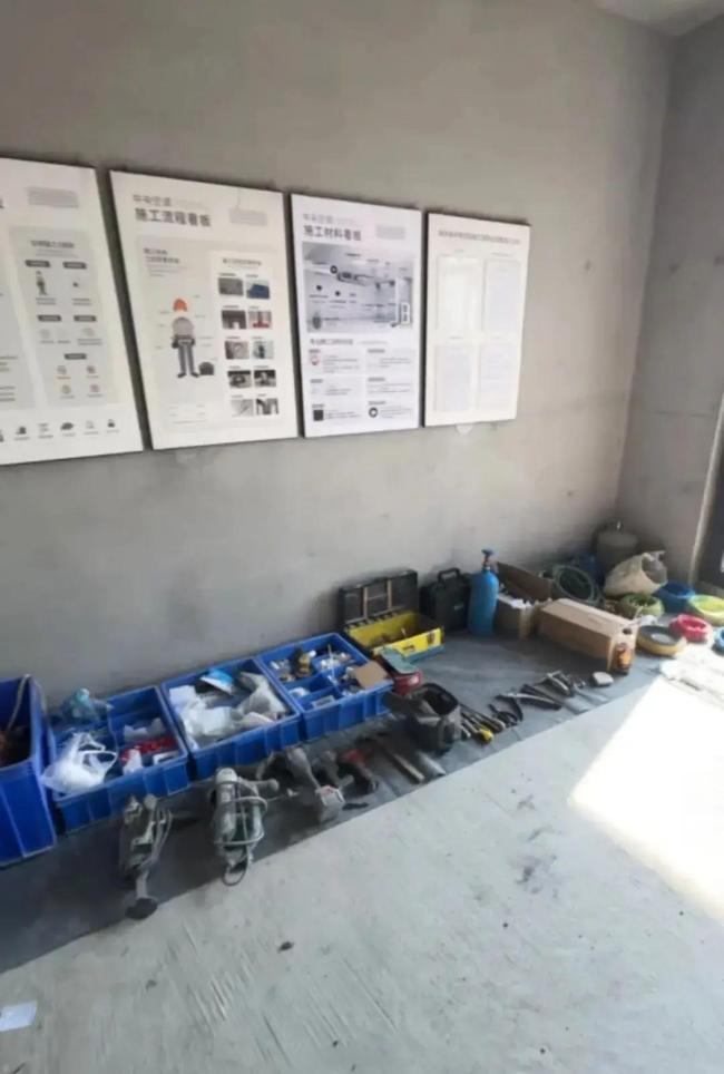 业主在胖东来购买空调施工十分标准化