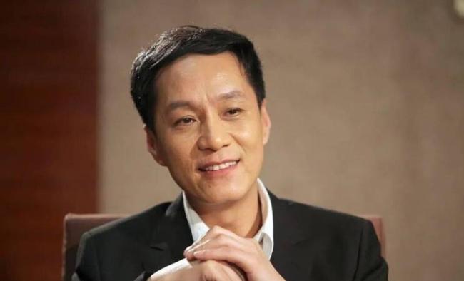 冯远征苦恼招不到小个子青年演员 市场与舞台需求错位