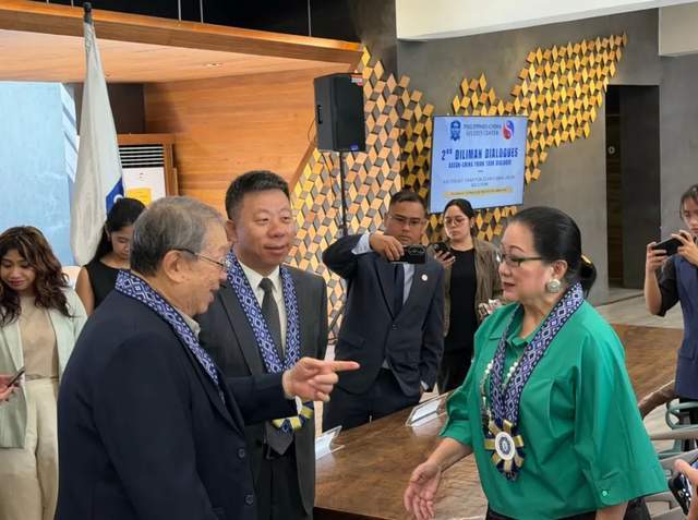 驻菲大使:菲方该庆幸中国热爱和平 呼吁和平共处与发展