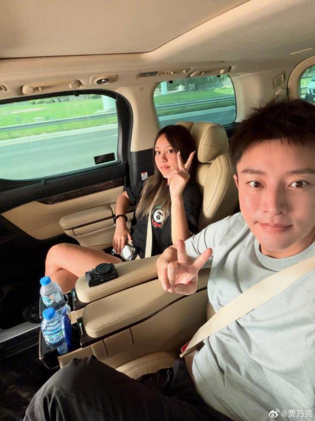 贾乃亮否认有儿子 匿名爆料引发全网猜测