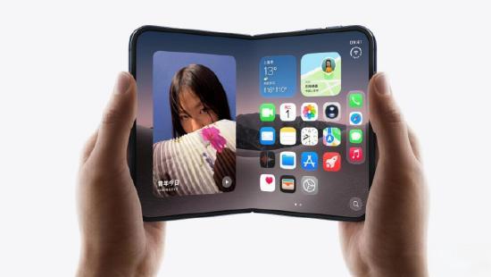 首批抢到iPhone Duo的人正加价卖
